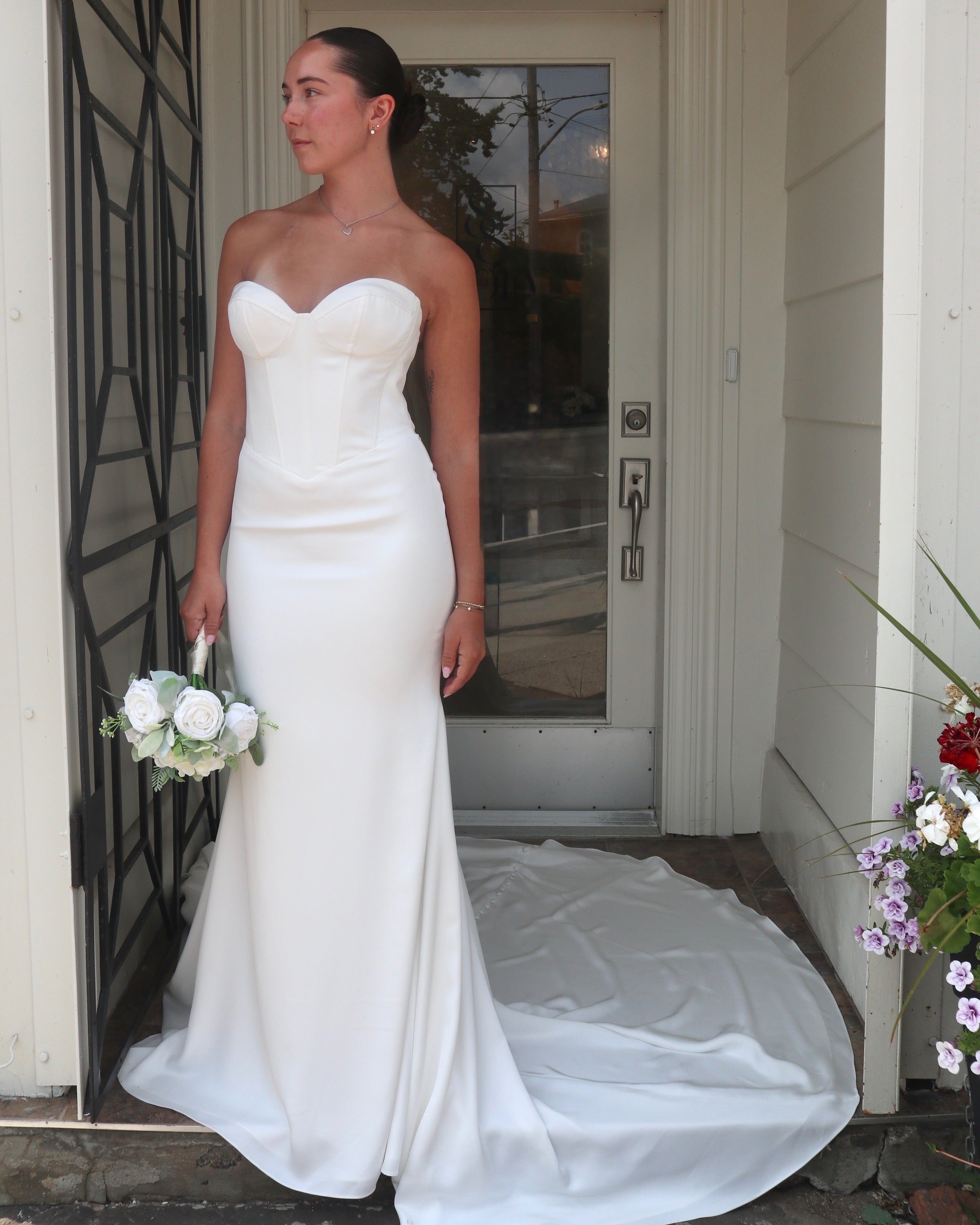 Paloma Blanca P5136