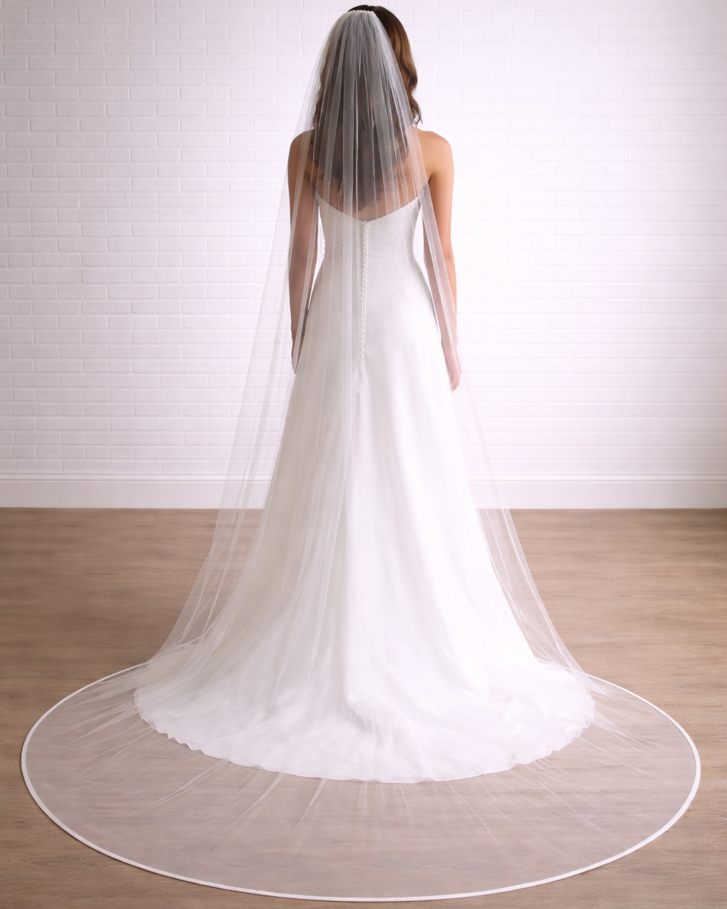 Royal Cathedral Satin-Trim Veil 125"