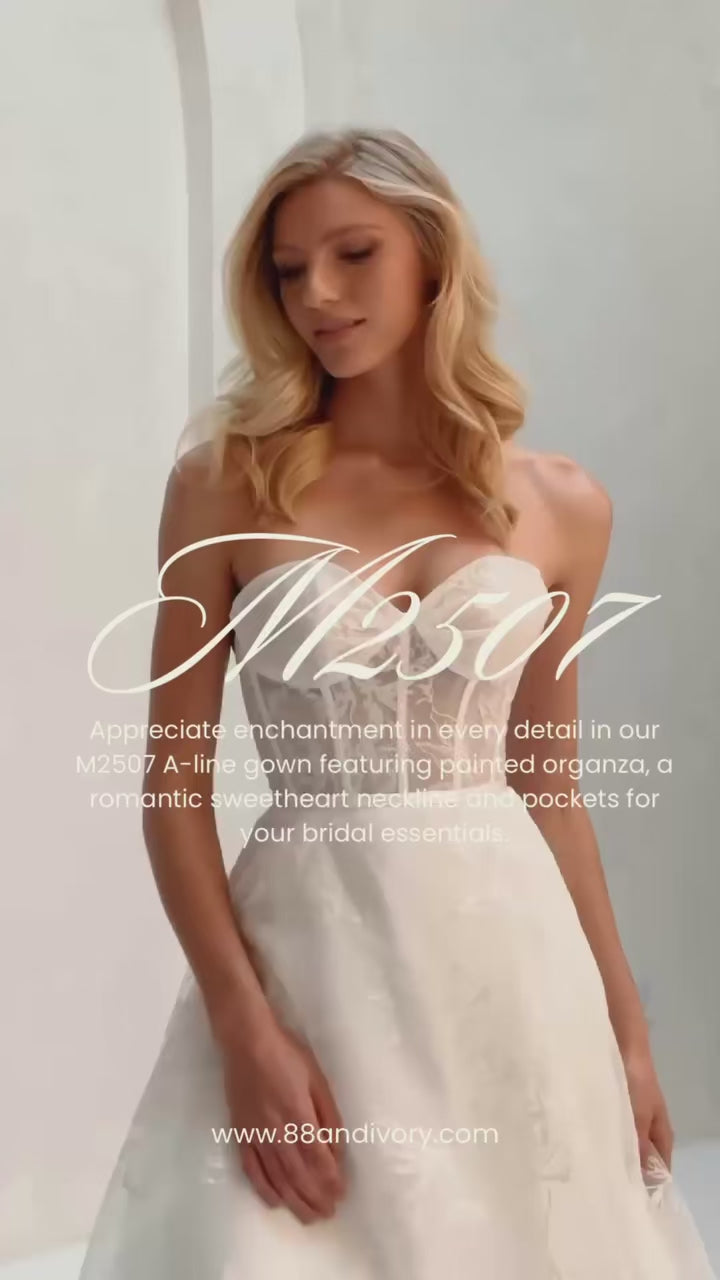 Mikaella M2507