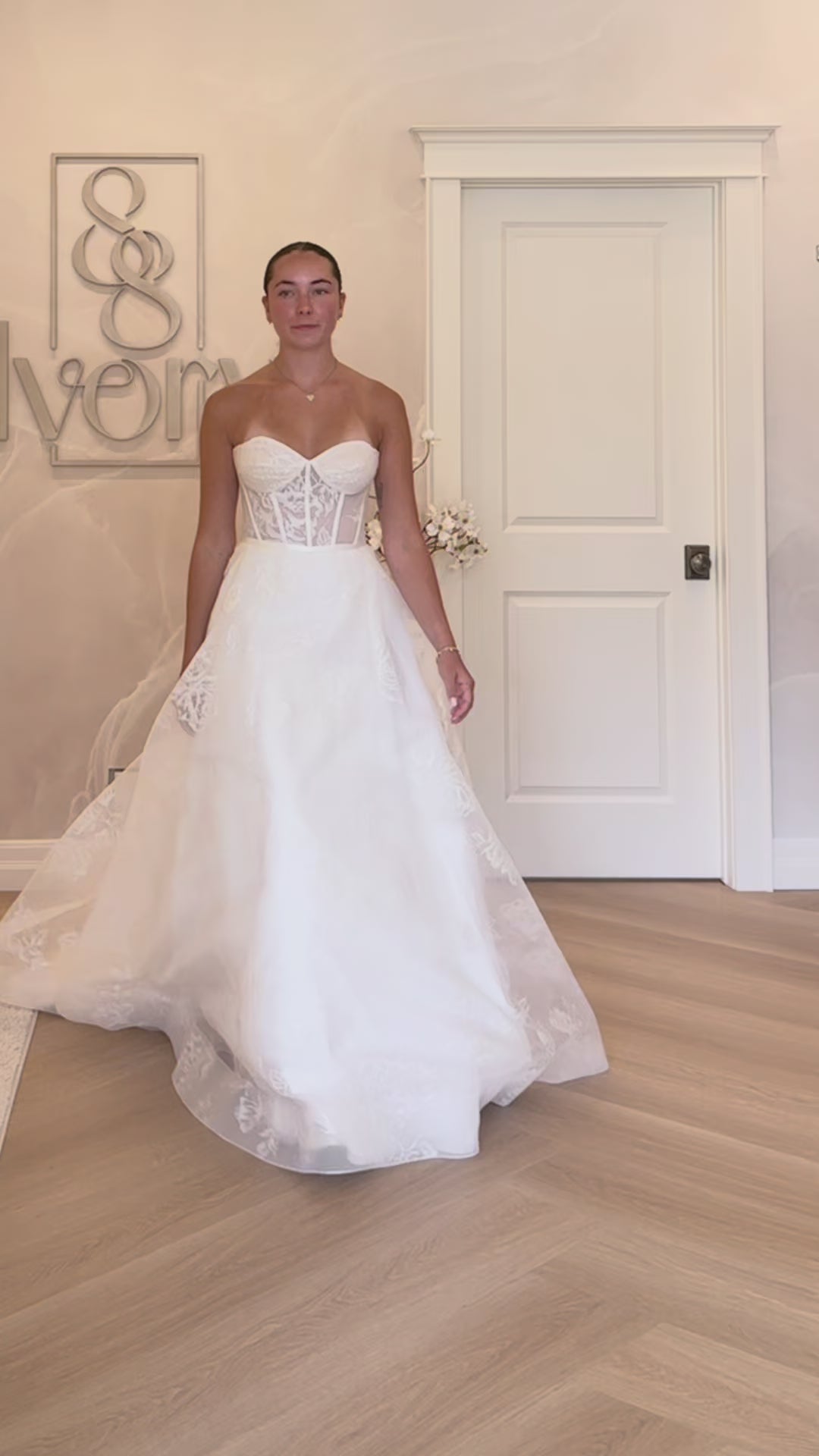 Mikaella M2507